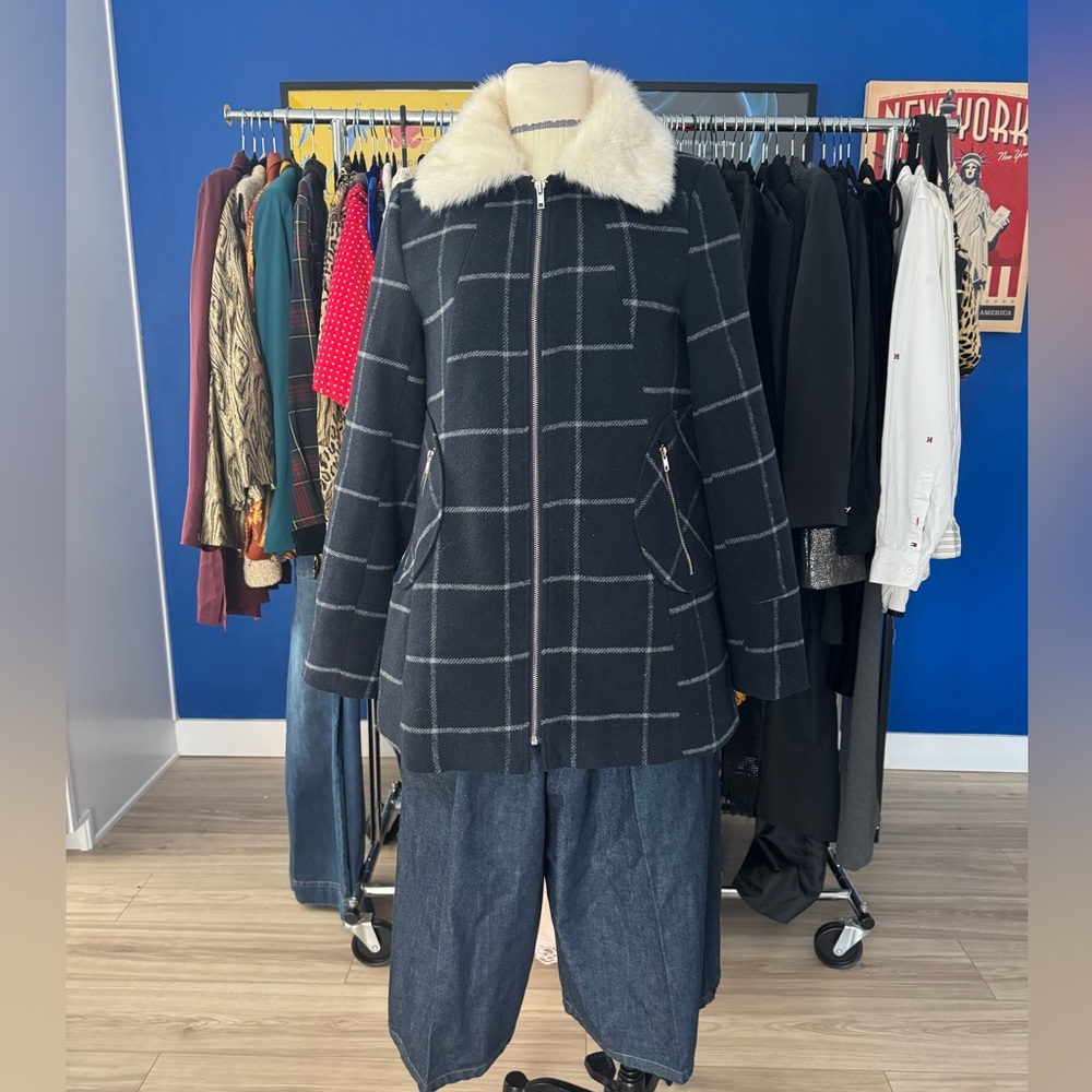 Women's Navy Blue  Checkered Coat with Faux Fur Collar